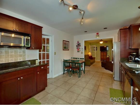 43 SAREVA PLACE - Photo 7
