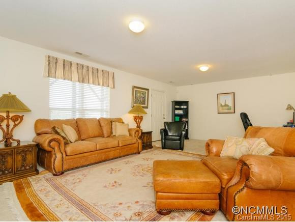 115 Rotunda Circle - Photo 23