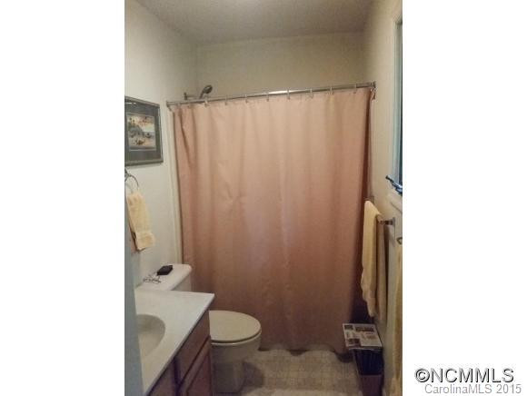 8 Quail Drive - Photo 11