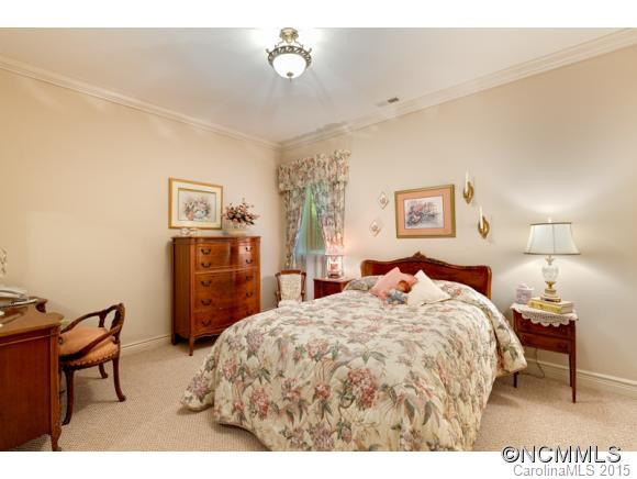 140 Stonecrest Drive - Photo 13