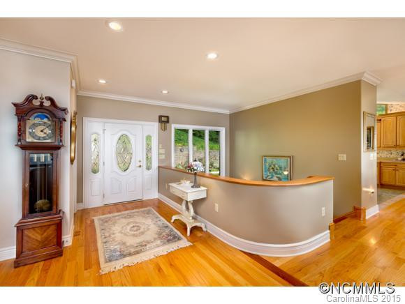 140 Stonecrest Drive - Photo 4