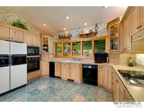 140 Stonecrest Drive - Photo 8