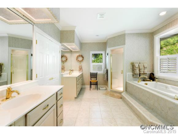 140 Stonecrest Drive - Photo 10