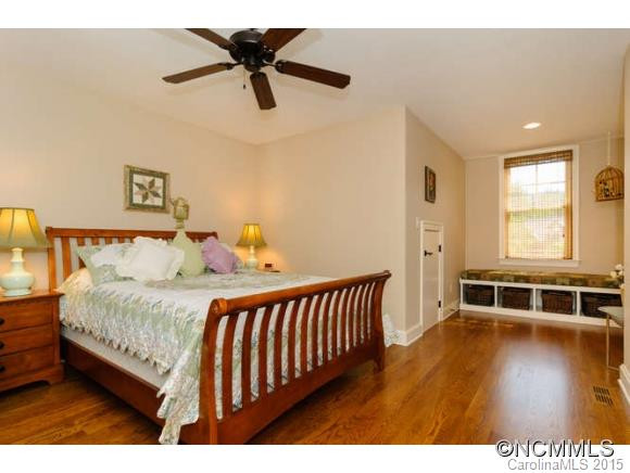 28 Meadow Village Lane - Photo 18