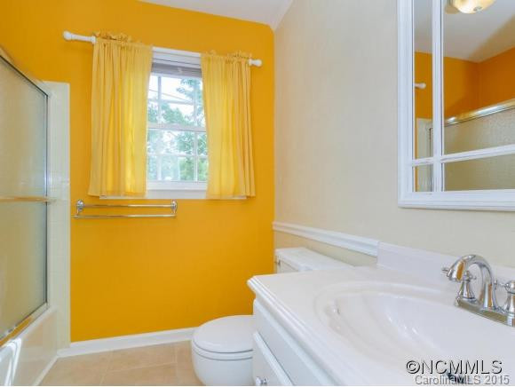 111 Castlerock Dr - Photo 14