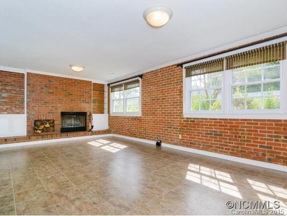 111 Castlerock Dr - Photo 15