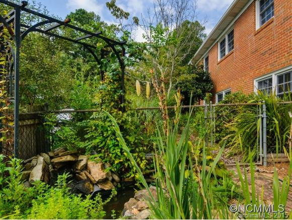 111 Castlerock Dr - Photo 24