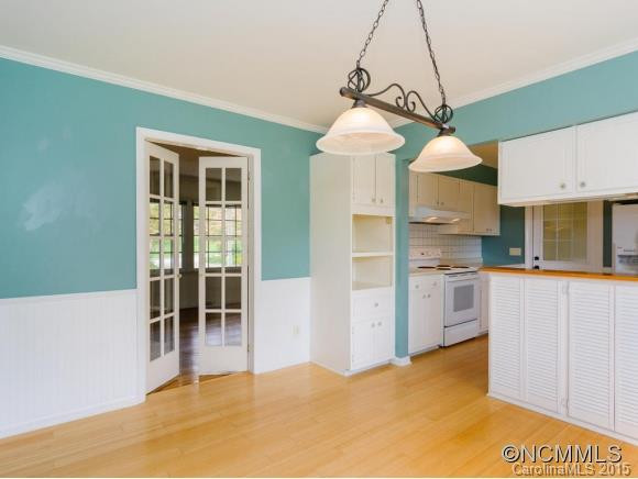 111 Castlerock Dr - Photo 8