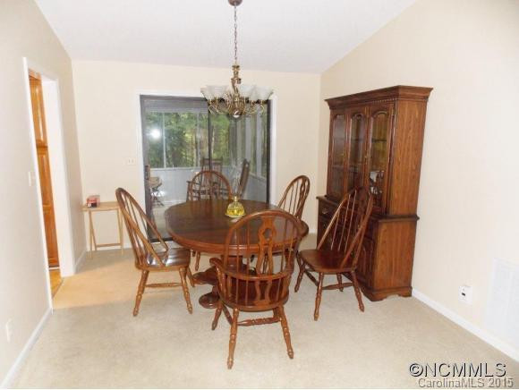 215 Park Lane - Photo 5