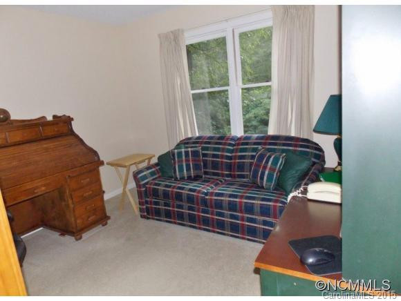 215 Park Lane - Photo 10