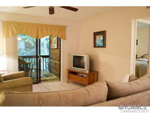 55 Lake Drive, Unit P4 - Photo 3