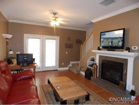 43 Caleb Dr. - Photo 9