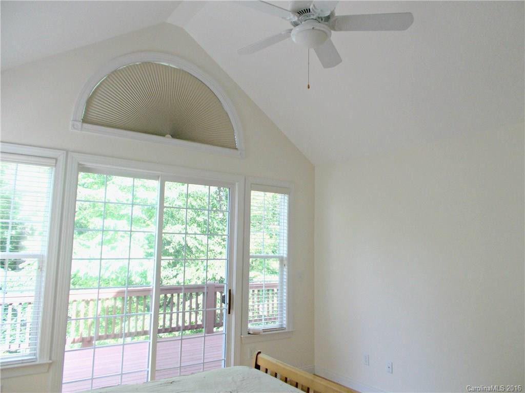 118 Petunia Lane - Photo 12