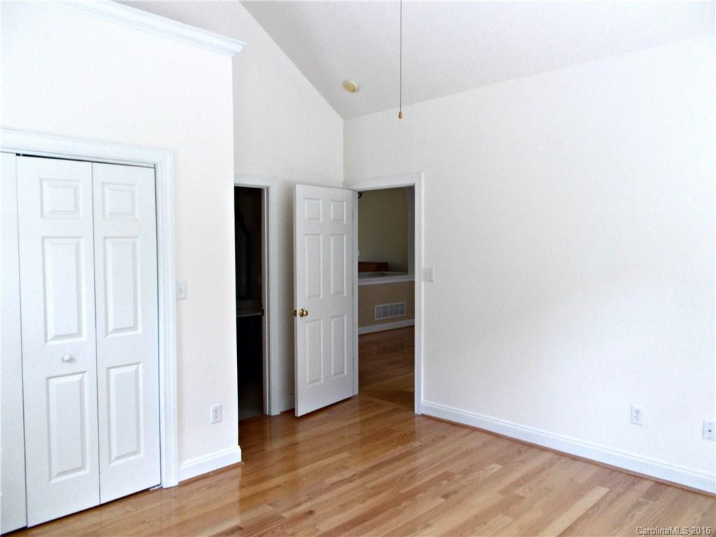 118 Petunia Lane - Photo 9