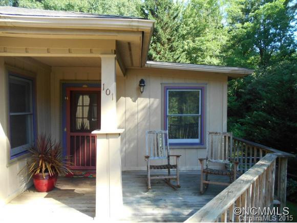 101 Walnut Drive - Photo 2