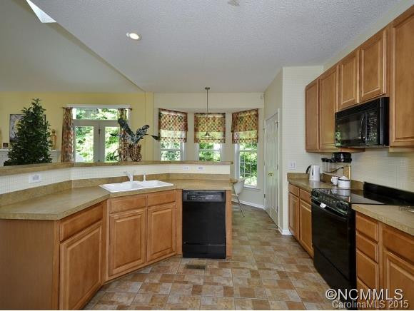 196 RIVERBIRCH DRIVE - Photo 6
