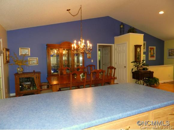 74 Red Maple Dr - Photo 8