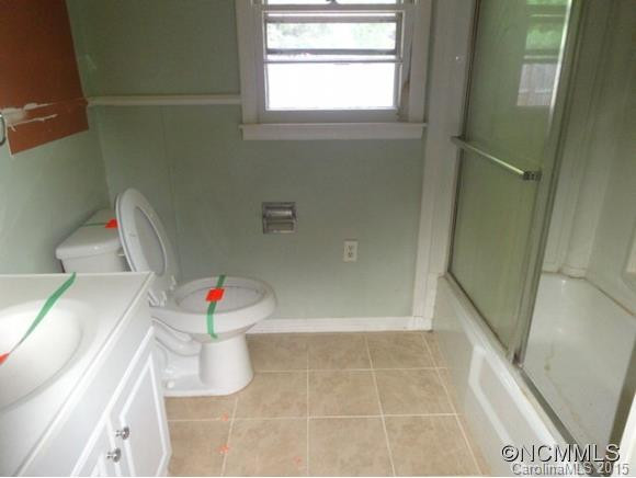 54 Clarence Hall Rd - Photo 6