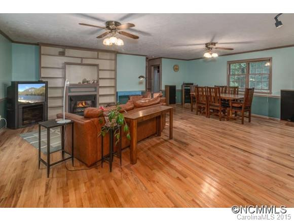 352 Angeline Drive - Photo 2