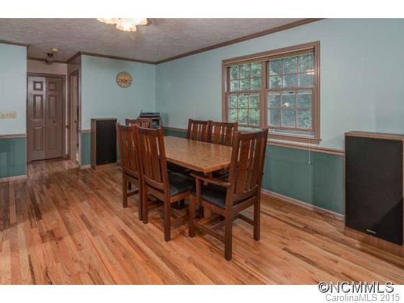 352 Angeline Drive - Photo 4
