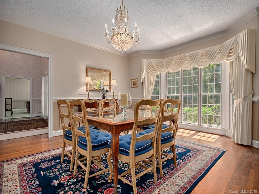 23 EASTWOOD Road - Photo 7