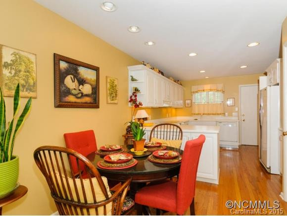 556 Crowfields Lane - Photo 12