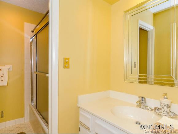 556 Crowfields Lane - Photo 19