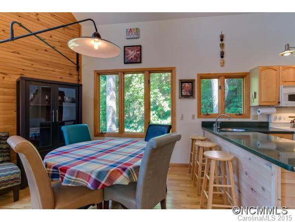 3124 Skyuka Mountain Road - Photo 5