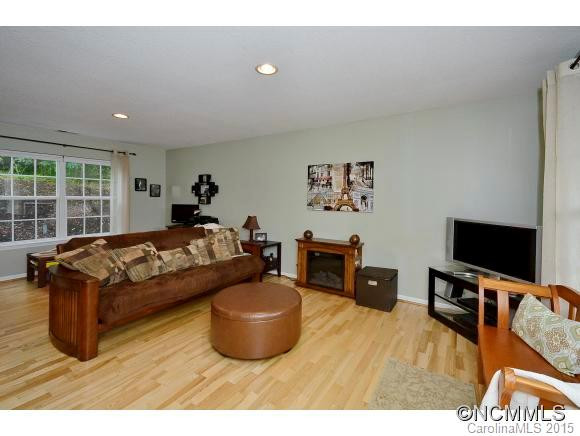 69 Beaver Road - Photo 3