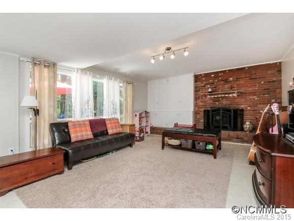 10 Clearbrook - Photo 14