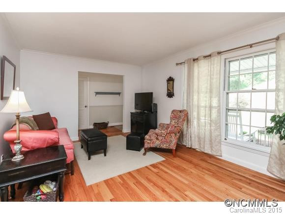 10 Clearbrook - Photo 6