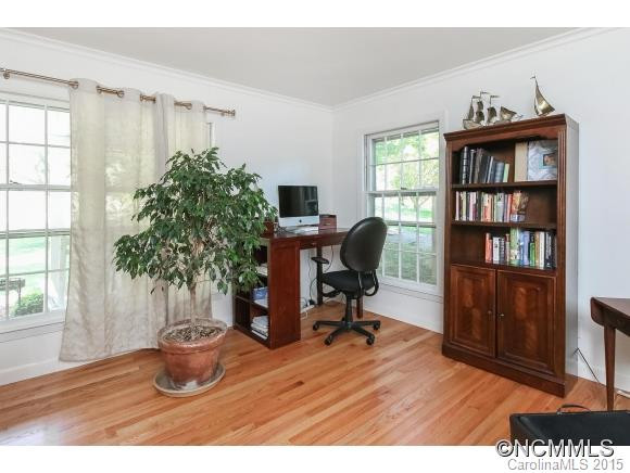 10 Clearbrook - Photo 7