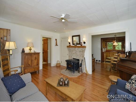 136 GRAVEYARD ROAD - Photo 3