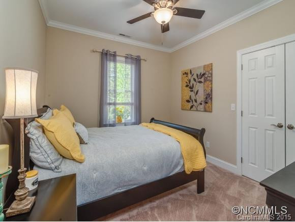 1052 Columbine Road - Photo 17