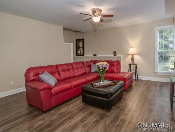 1052 Columbine Road - Photo 21