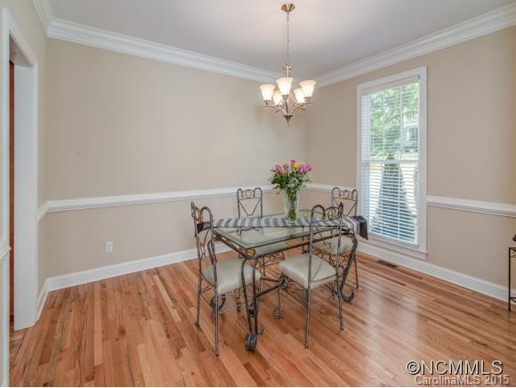 1052 Columbine Road - Photo 10