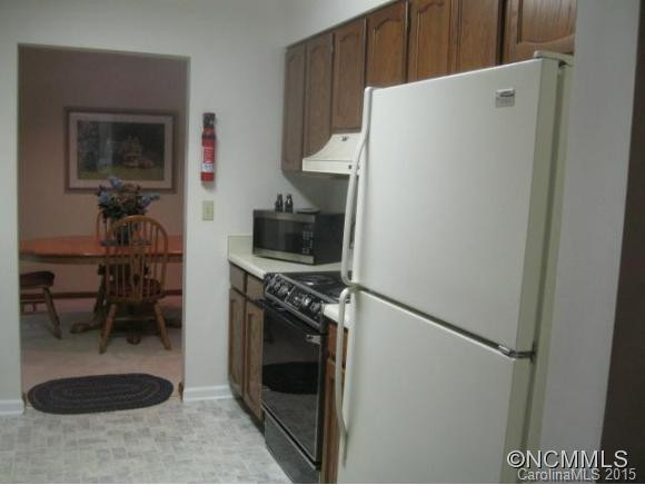 346 Surrey Lane - Photo 11