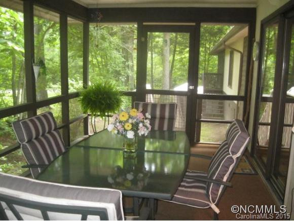 346 Surrey Lane - Photo 20
