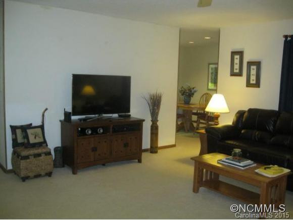 346 Surrey Lane - Photo 7
