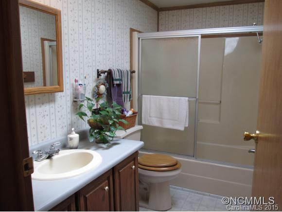 8 Naomi Drive - Photo 13