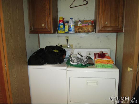 8 Naomi Drive - Photo 14