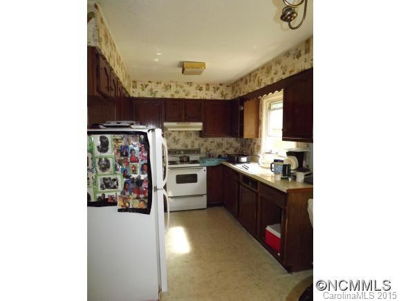 135 South Grove - Photo 8
