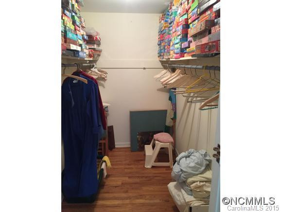 1760 Bulling Creek Rd - Photo 9