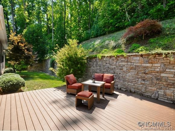 504 CLAREMONT  DRIVE - Photo 12