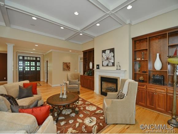 504 CLAREMONT  DRIVE - Photo 5