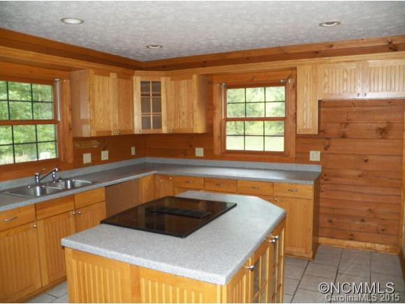 635 DILLARD AVENUE - Photo 5