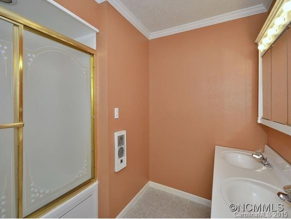 21 APPLE LANE - Photo 11
