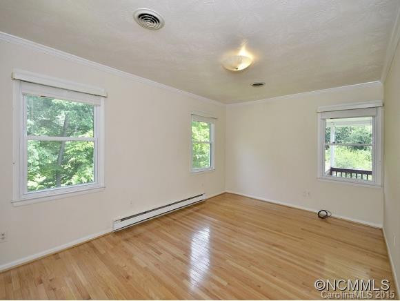 21 APPLE LANE - Photo 12