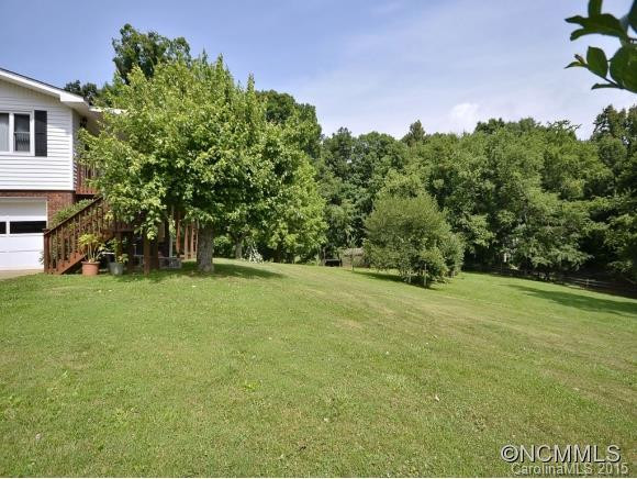 21 APPLE LANE - Photo 18