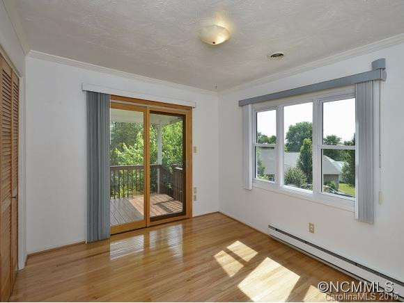 21 APPLE LANE - Photo 8